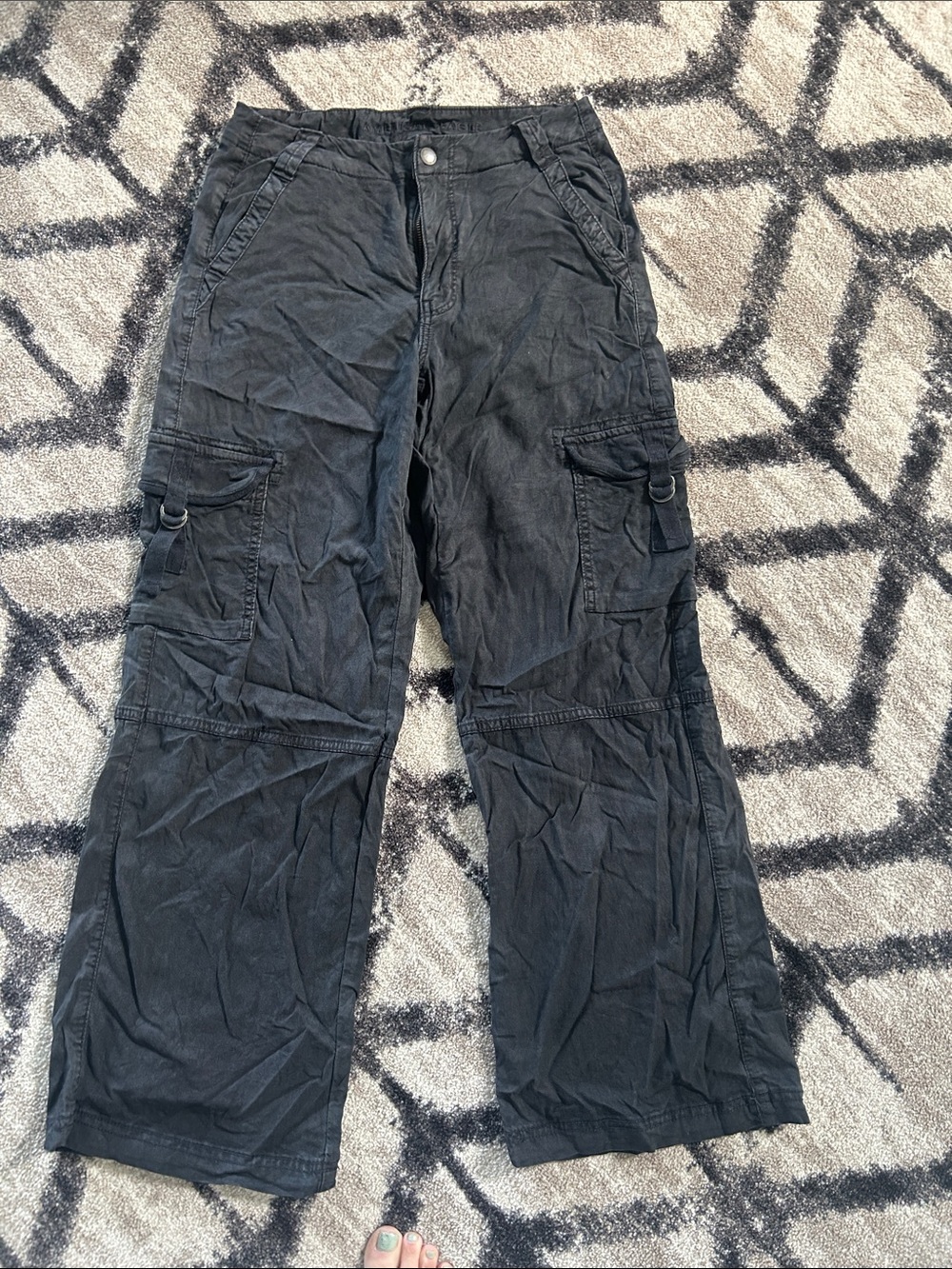 Women's Black Cargo Pants - Casual Utility Style